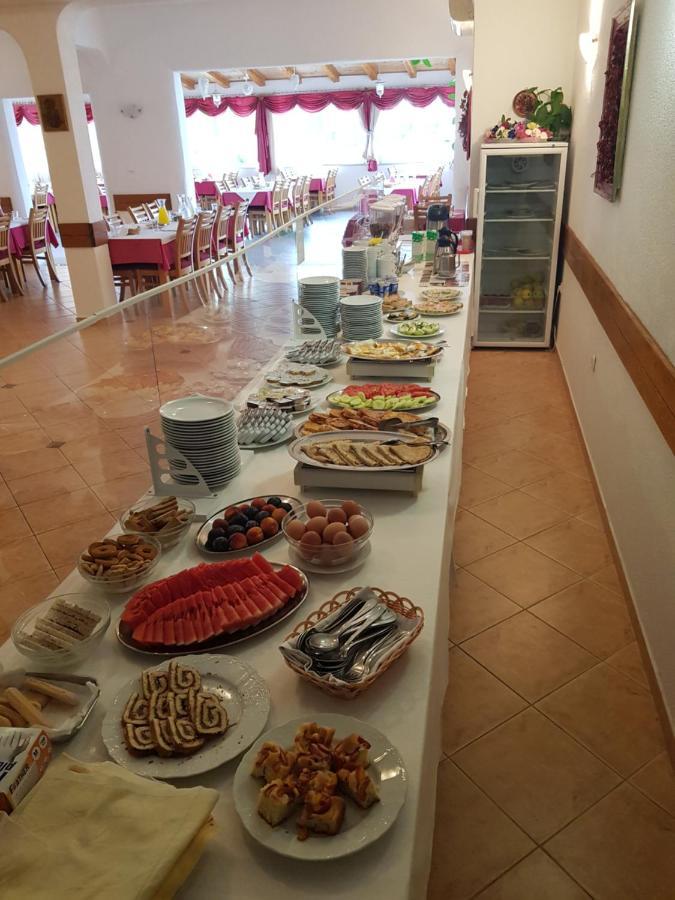 Pansion Komfor Moca Μακάρσκα Εξωτερικό φωτογραφία